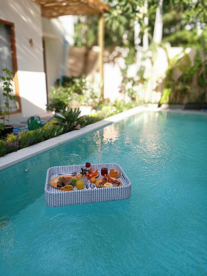 Elisabeth * Seminyak (Bali)